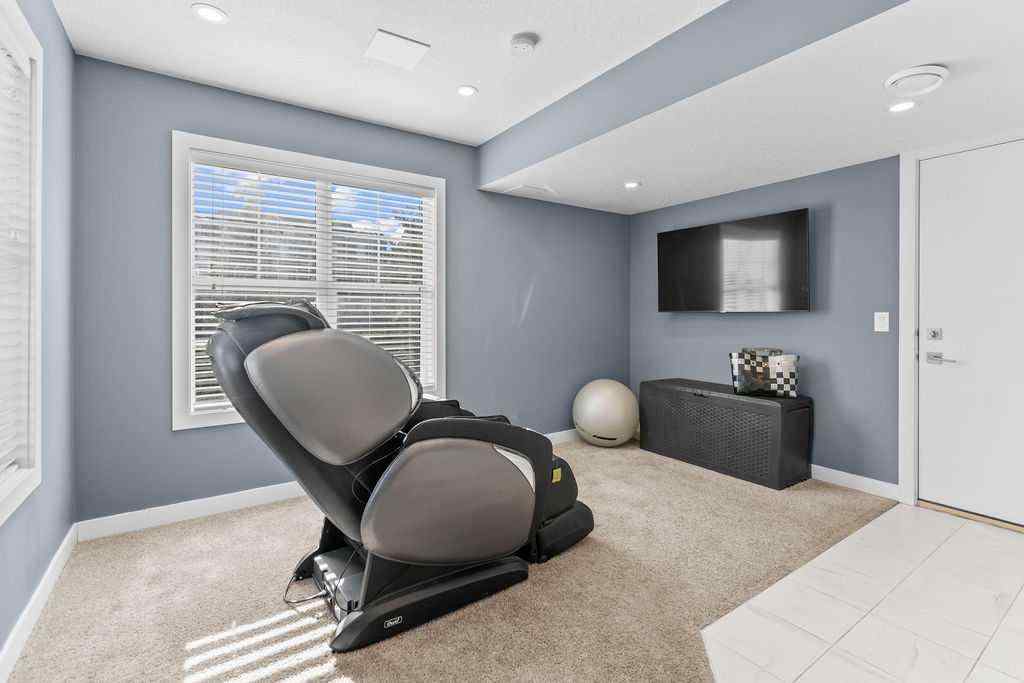 MLS® A2266828 - 111 Evanscrest Gardens NW in Evanston Calgary, Residential