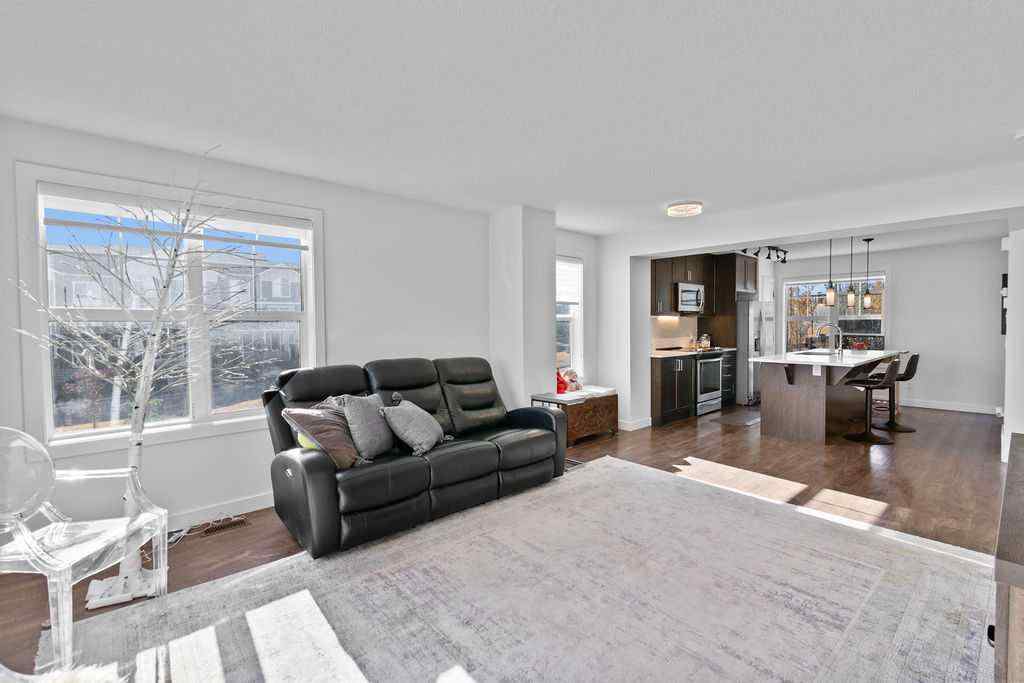 MLS® A2266828 - 111 Evanscrest Gardens NW in Evanston Calgary, Residential