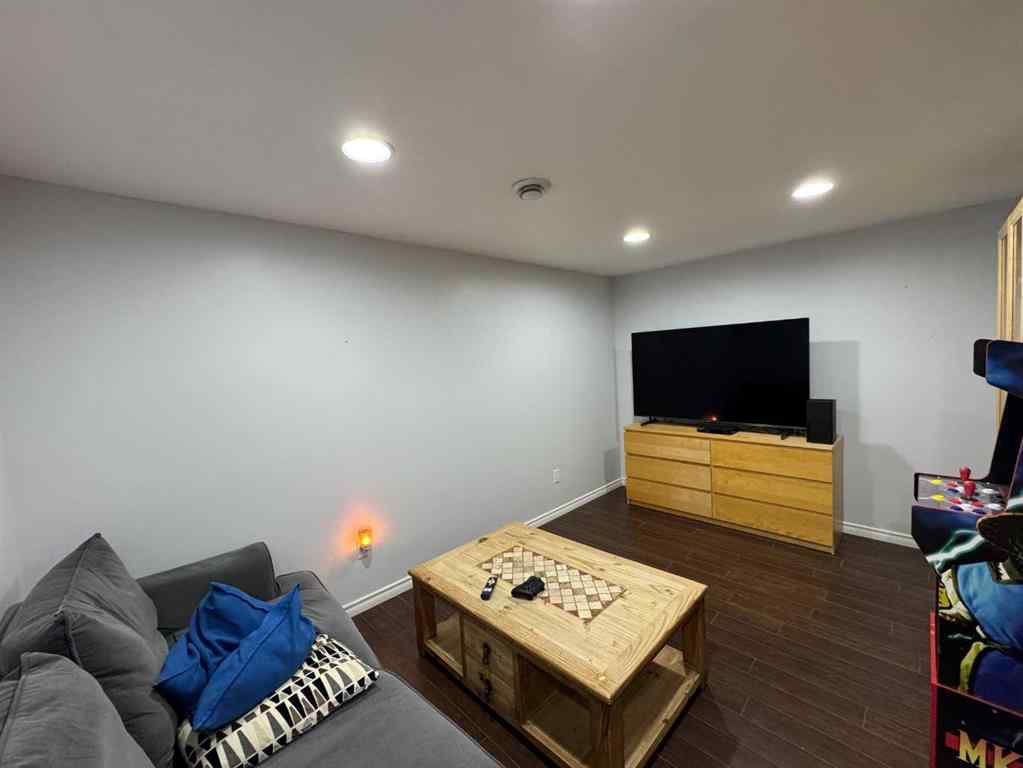 MLS® A2266836 - 7024 113 Street  in Pinnacle Ridge Grande Prairie, Residential