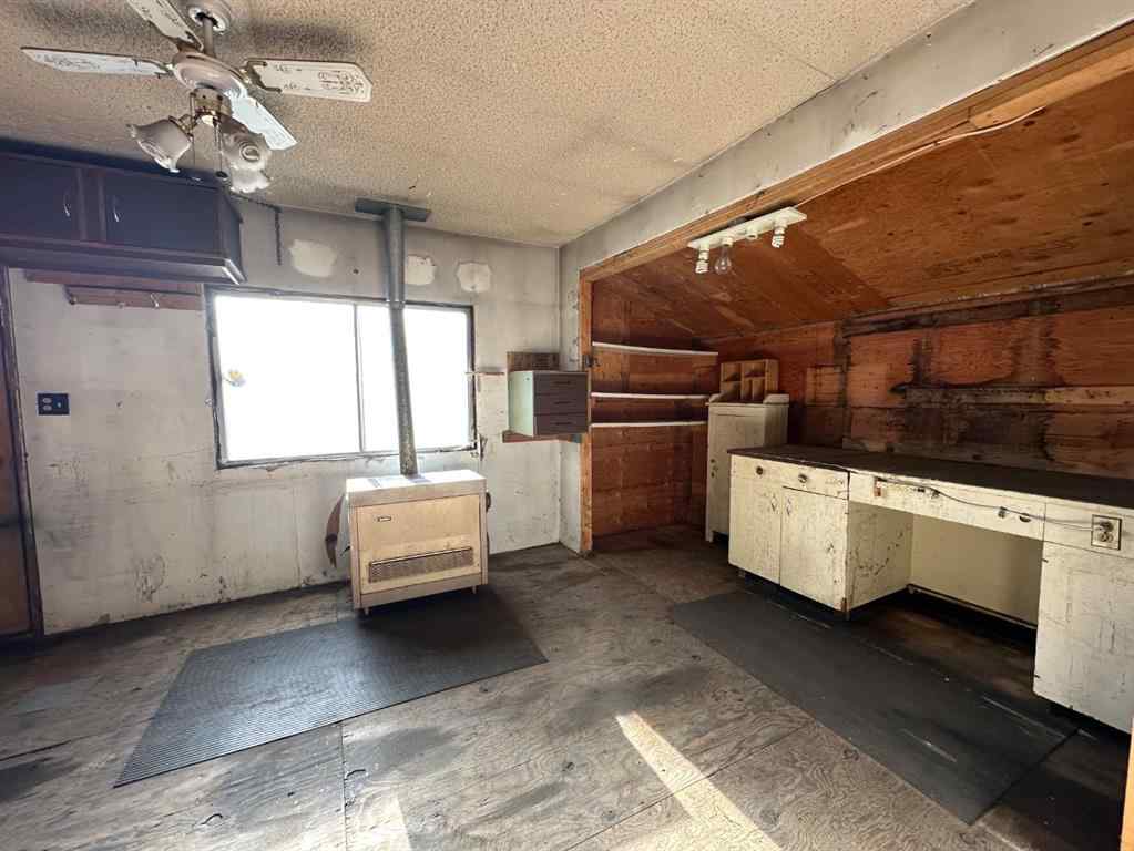 MLS® A2266837 - 4601 50 Avenue  in Daysland Daysland, Residential