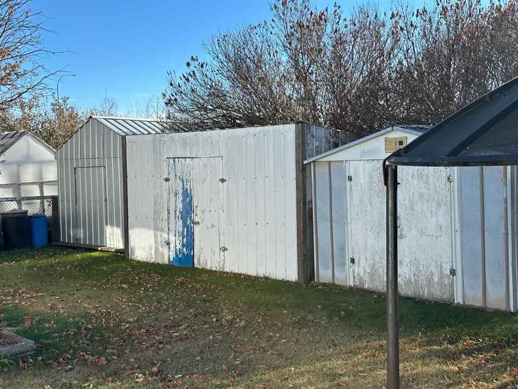 MLS® A2266837 - 4601 50 Avenue  in Daysland Daysland, Residential