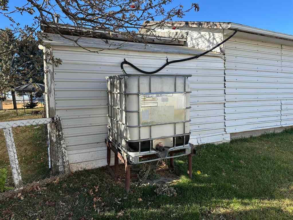 MLS® A2266837 - 4601 50 Avenue  in Daysland Daysland, Residential