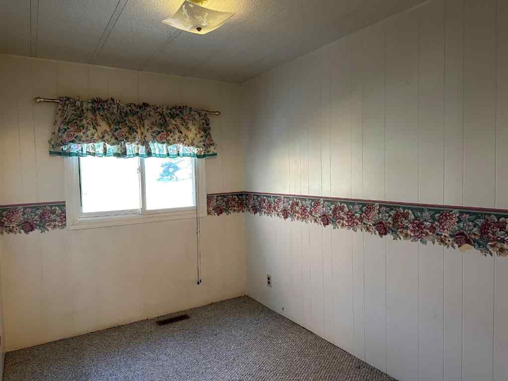 MLS® A2266837 - 4601 50 Avenue  in Daysland Daysland, Residential