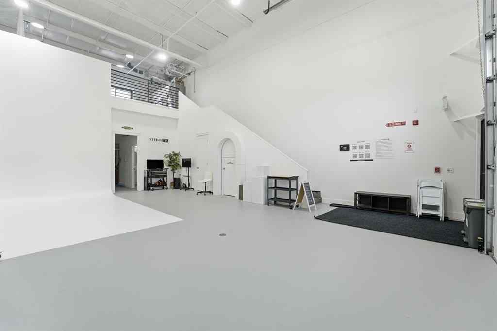 MLS&reg; # A2266840 - Unit #18 & 26 25 Southbank Crescent  in Southbank Business Park Okotoks, Commercial Open Houses