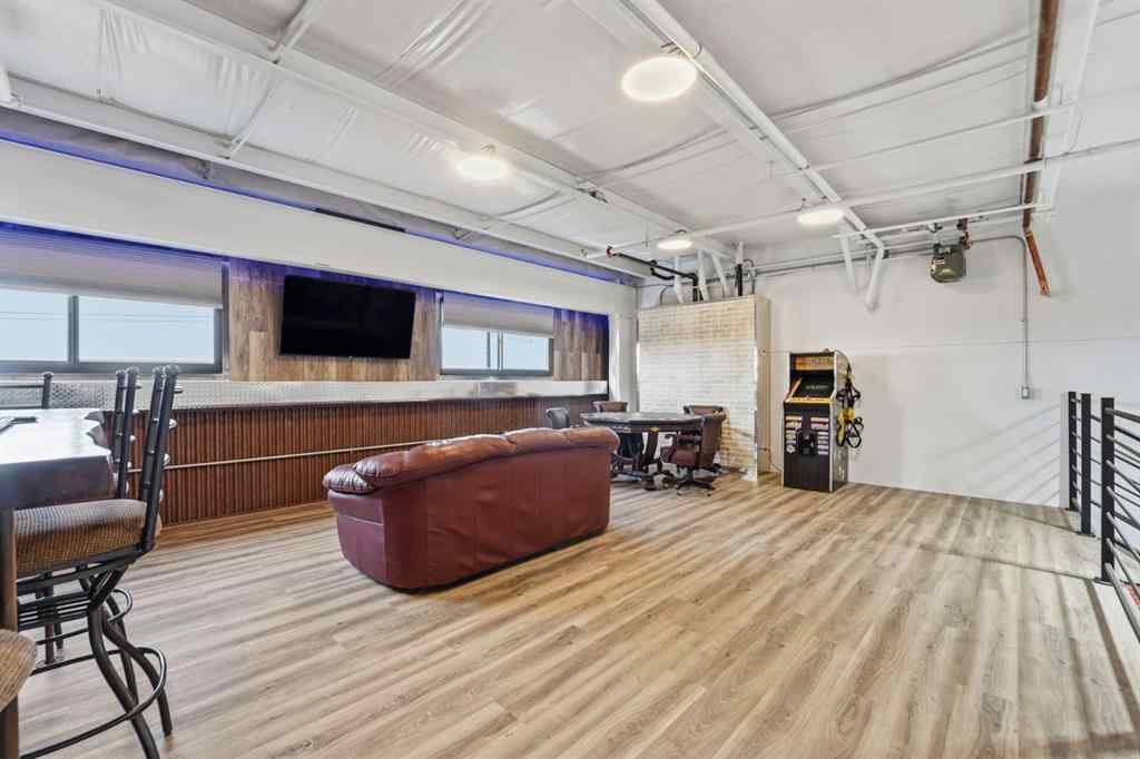 MLS&reg; # A2266840 - Unit #18 & 26 25 Southbank Crescent  in Southbank Business Park Okotoks, Commercial Open Houses