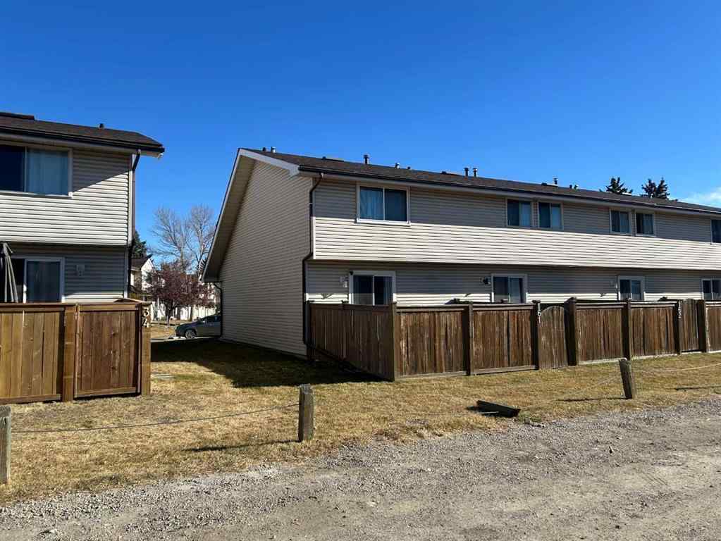 MLS® A2266843 - Unit #161 20 Falbury Crescent NE in Falconridge Calgary, Residential
