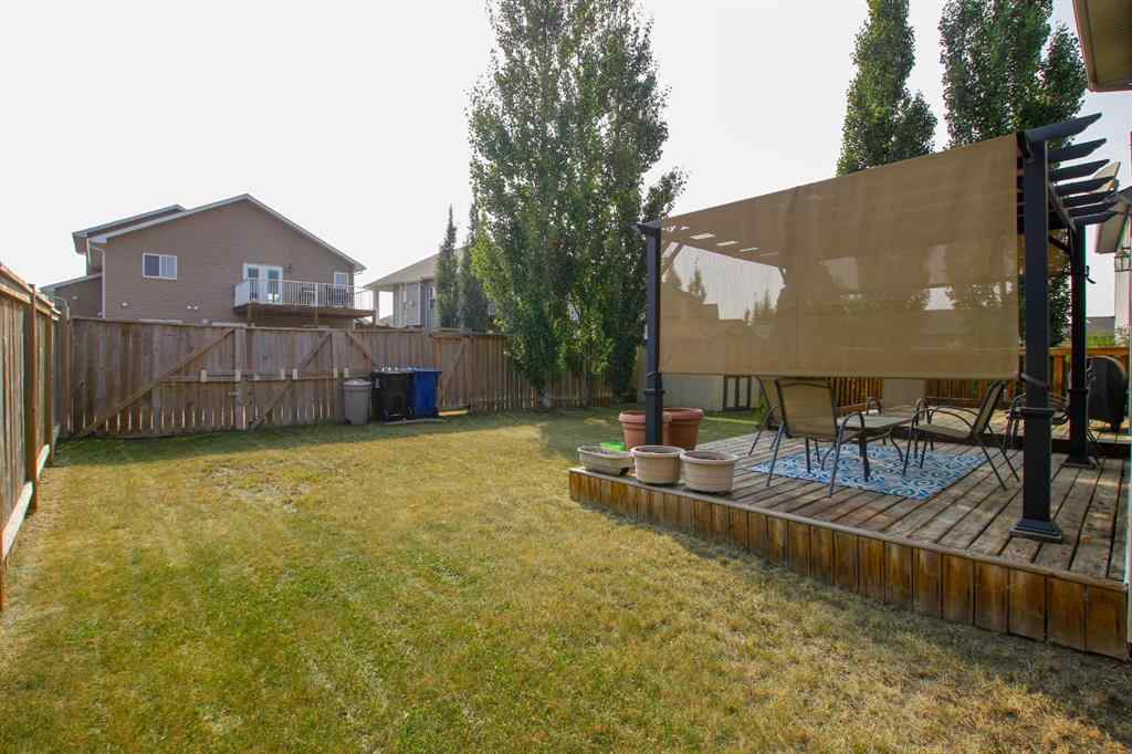 MLS® A2266849 - 5857 Park Street  in Panorama Estates Blackfalds, Residential