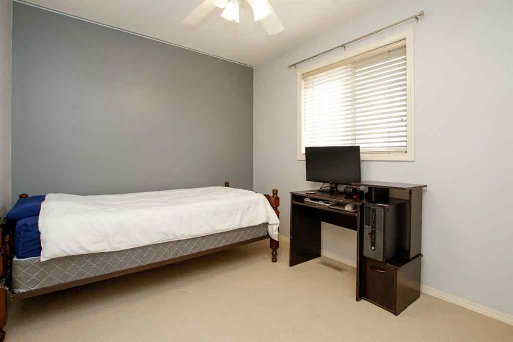 MLS® A2266849 - 5857 Park Street  in Panorama Estates Blackfalds, Residential