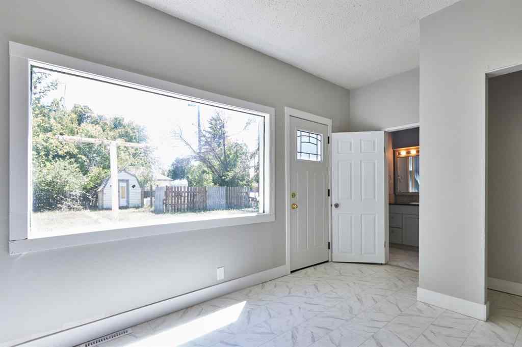 MLS® A2266851 - 819 3 Street SE in River Flats Medicine Hat, Residential