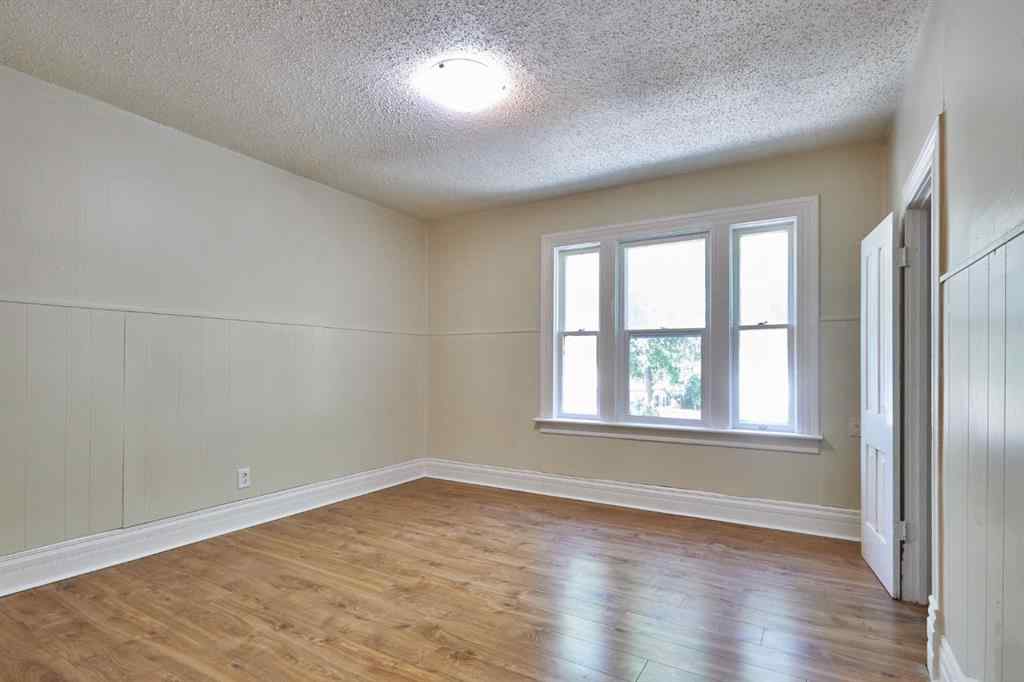 MLS® A2266851 - 819 3 Street SE in River Flats Medicine Hat, Residential