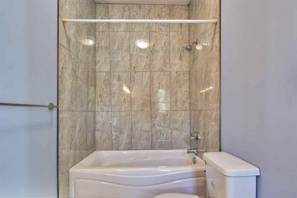 MLS® A2266851 - 819 3 Street SE in River Flats Medicine Hat, Residential