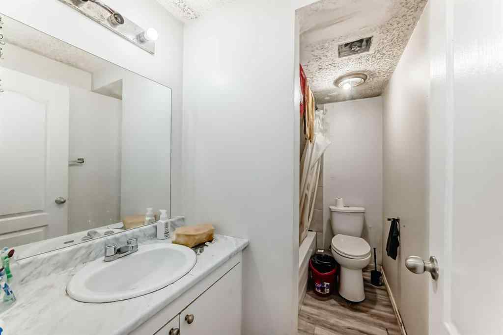 MLS® A2266852 - 11 Falsby Way NE in Falconridge Calgary, Residential