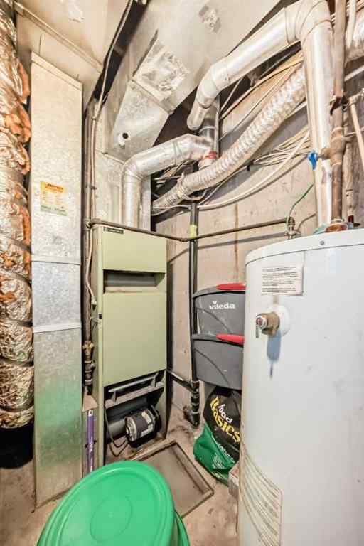 MLS® A2266852 - 11 Falsby Way NE in Falconridge Calgary, Residential