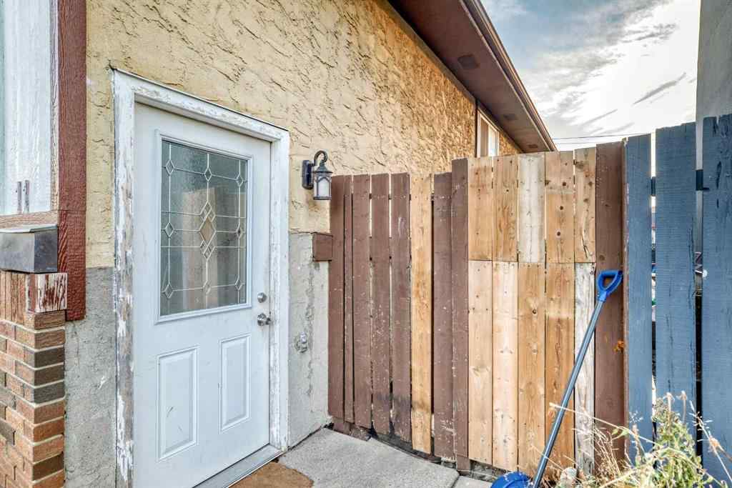 MLS® A2266852 - 11 Falsby Way NE in Falconridge Calgary, Residential