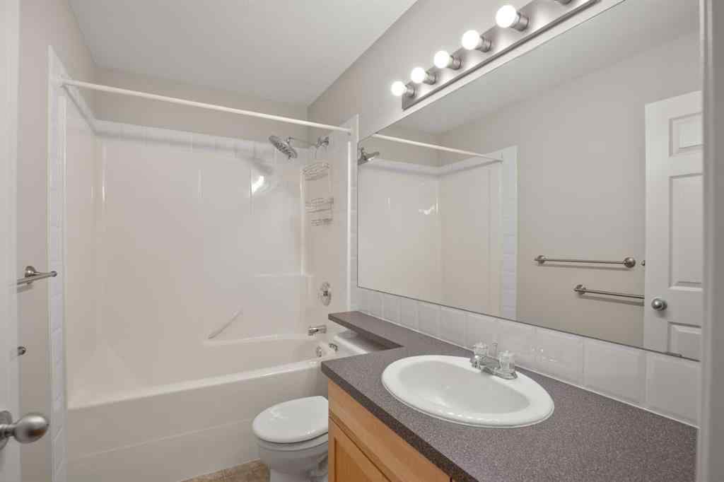 MLS® A2266853 - 127 Ireland Crescent  in Inglewood West Red Deer, Residential