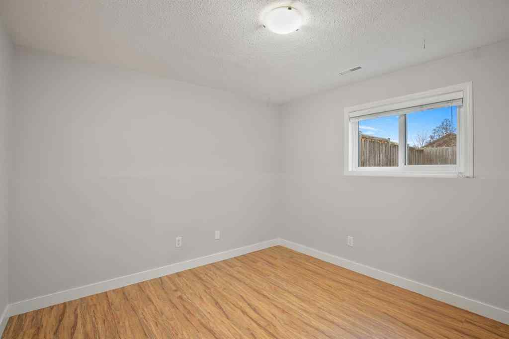 MLS® A2266853 - 127 Ireland Crescent  in Inglewood West Red Deer, Residential