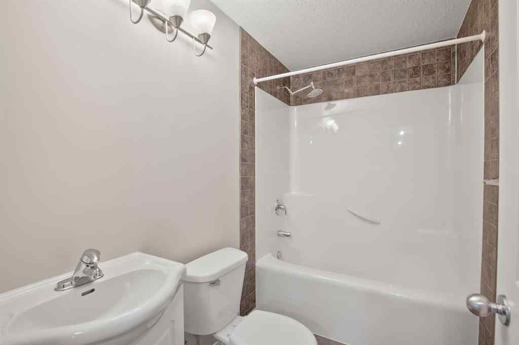 MLS® A2266853 - 127 Ireland Crescent  in Inglewood West Red Deer, Residential