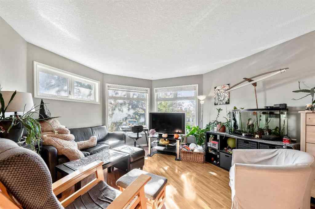 MLS® A2266855 - 906 Drury Avenue NE in Bridgeland/Riverside Calgary, Residential