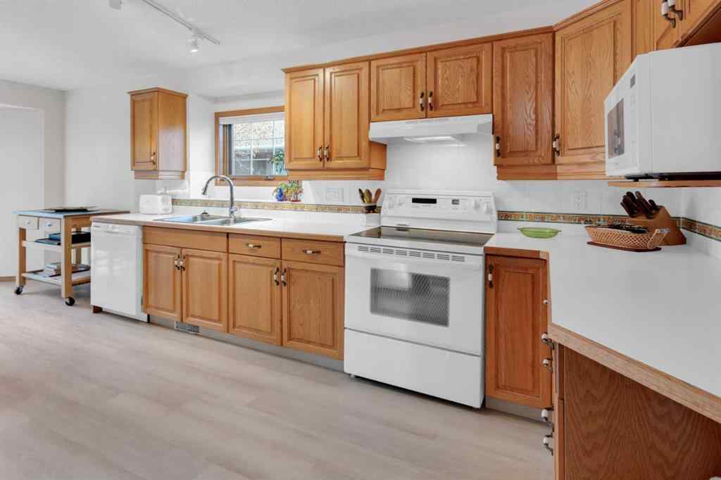 MLS® A2266859 - 50 Christie Gardens SW in Christie Park Calgary, Residential