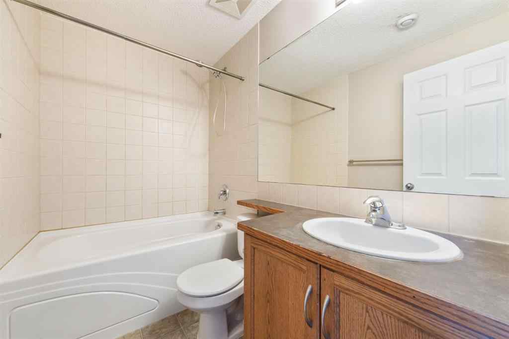 MLS® A2266860 - 91 Cougartown Close SW in Cougar Ridge Calgary, Residential