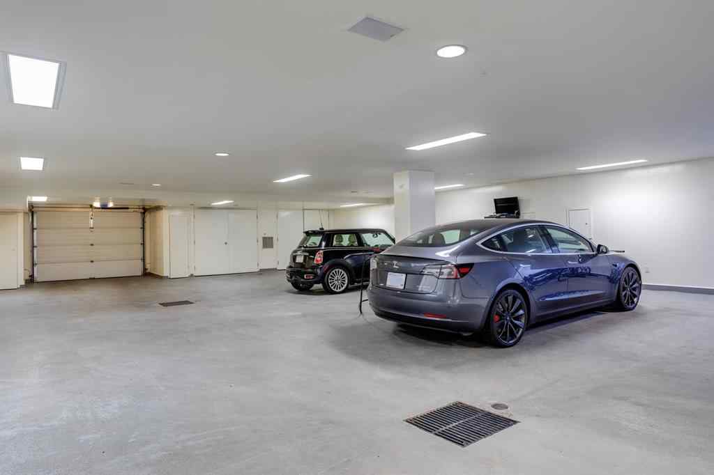 MLS® A2266864 - 126 Eagle Ridge Drive SW in Eagle Ridge Calgary, Residential