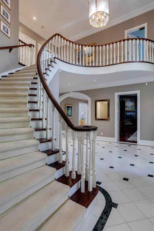 MLS® A2266864 - 126 Eagle Ridge Drive SW in Eagle Ridge Calgary, Residential