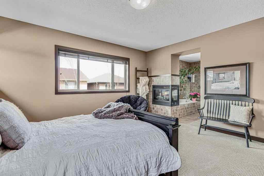MLS® A2266869 - 475 Everbrook Way SW in Evergreen Calgary, Residential