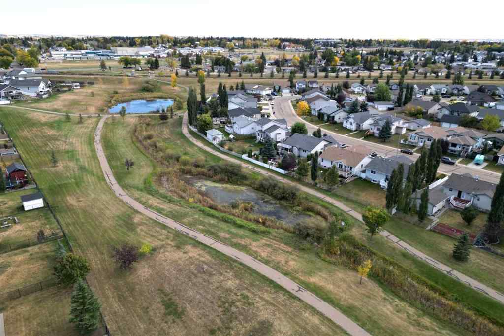 MLS® A2266872 - 4514 54A Ave Cres   in Westpark Innisfail Innisfail, Residential