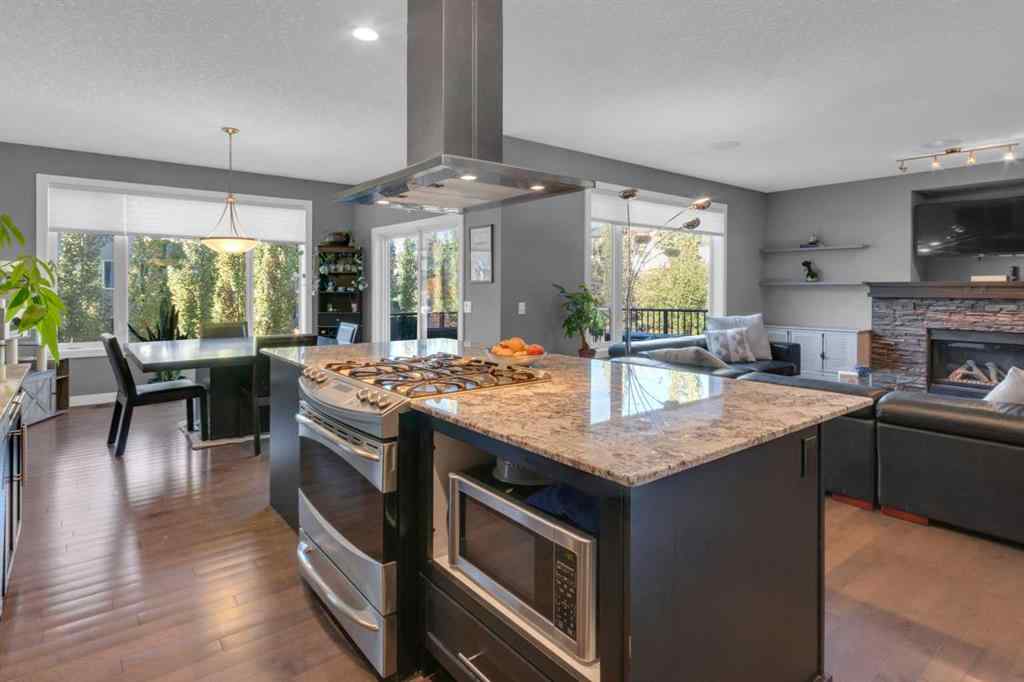 MLS® A2266875 - 51 Sunset Court  in Sunset Ridge Cochrane, Residential