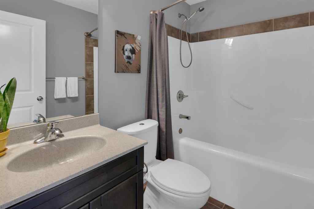 MLS® A2266875 - 51 Sunset Court  in Sunset Ridge Cochrane, Residential