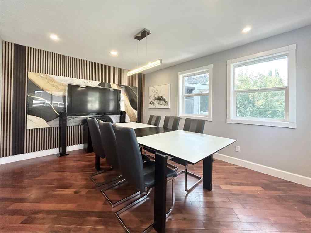 MLS® A2266877 - 305 Lakeside Greens Crescent  in Lakeside Greens Chestermere, Residential