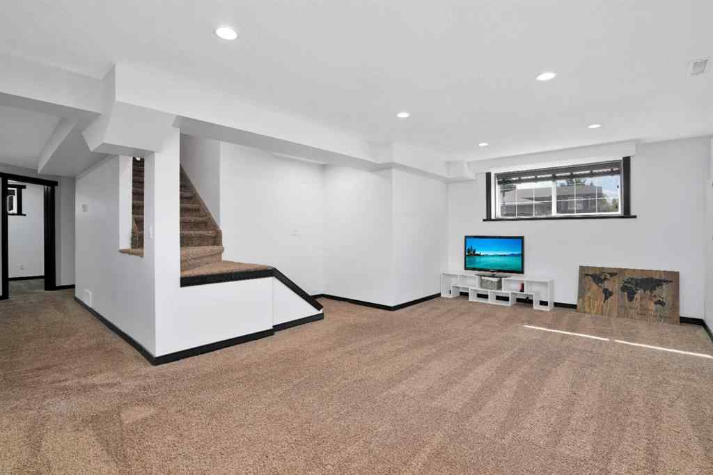 MLS® A2266878 - 15 Pritchard Close  in Pierview Sylvan Lake, Residential