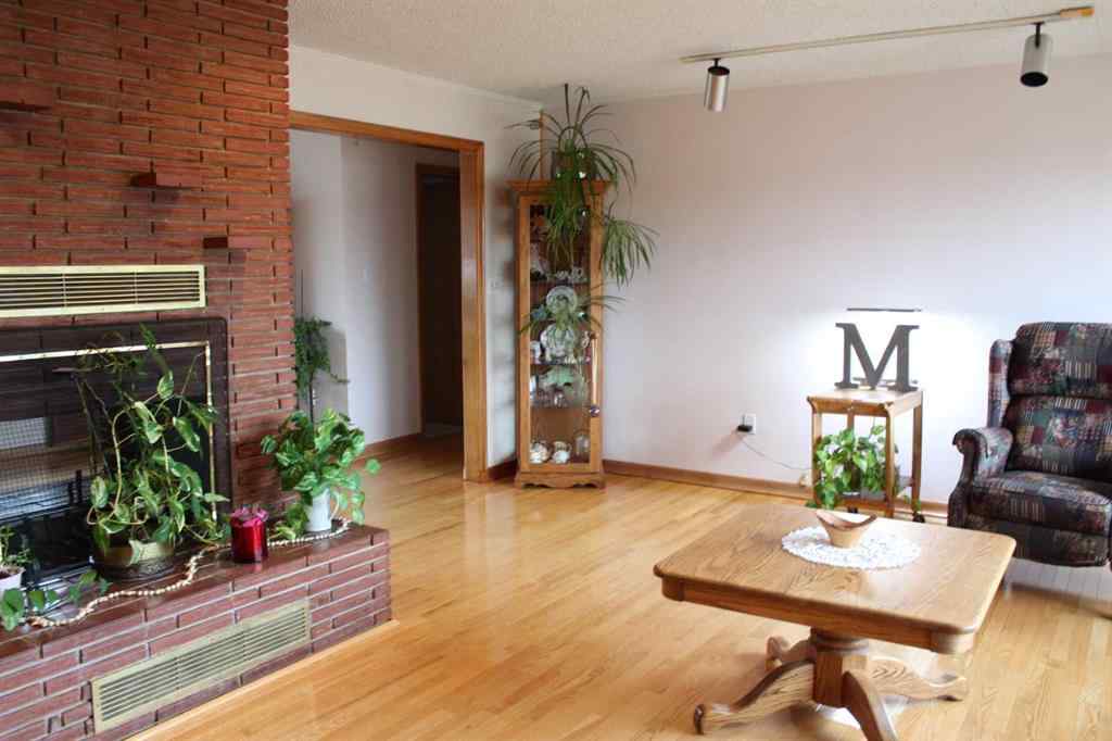 MLS® A2266881 - 800 2nd Street SE in NONE Manning, Residential