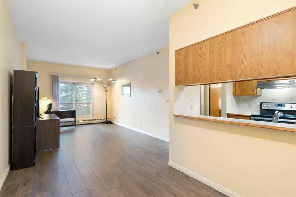 MLS® A2266882 - Unit #103 2011 University Drive NW in University Heights Calgary, Residential