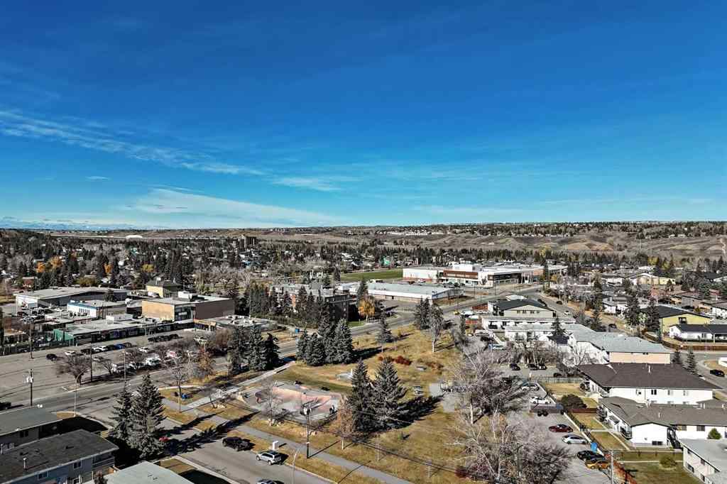 MLS® A2266883 - 7716 bowness Road NW in Bowness Calgary, Commercial