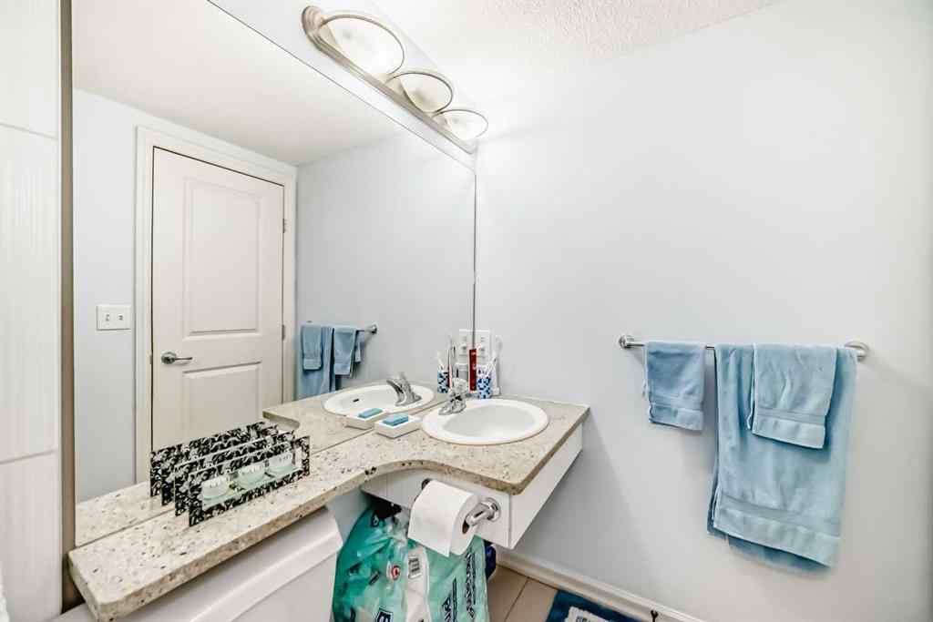 MLS® A2266883 - 7716 bowness Road NW in Bowness Calgary, Commercial