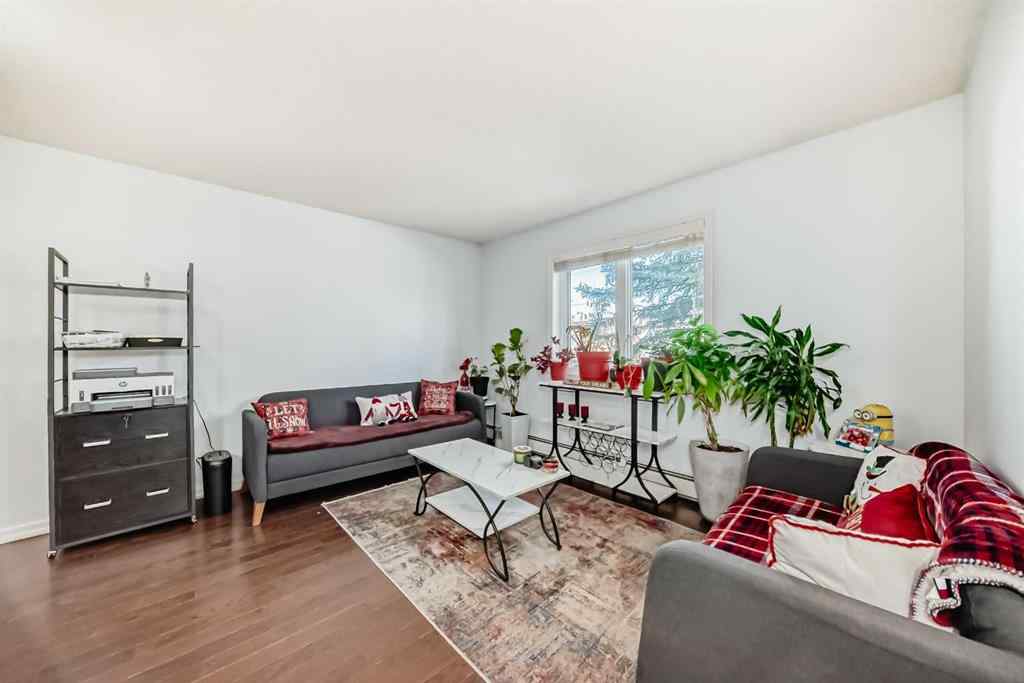 MLS® A2266883 - 7716 bowness Road NW in Bowness Calgary, Commercial