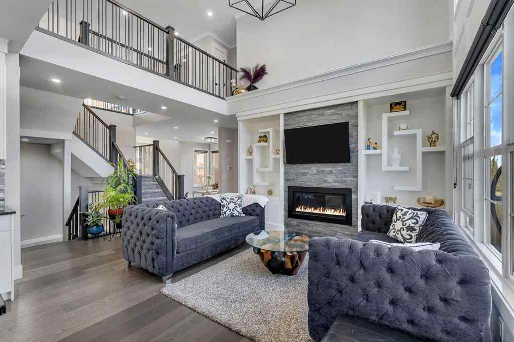 MLS&reg; # A2266884 - 111 Kinniburgh Crescent  in Kinniburgh North Chestermere, Residential Open Houses