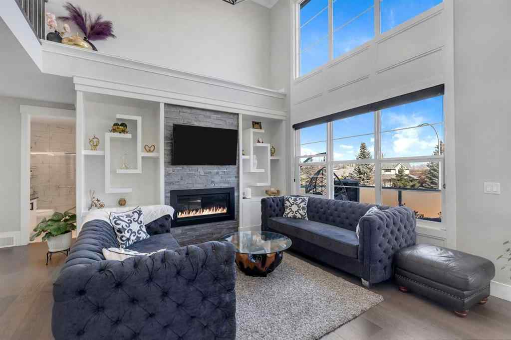 MLS&reg; # A2266884 - 111 Kinniburgh Crescent  in Kinniburgh North Chestermere, Residential Open Houses