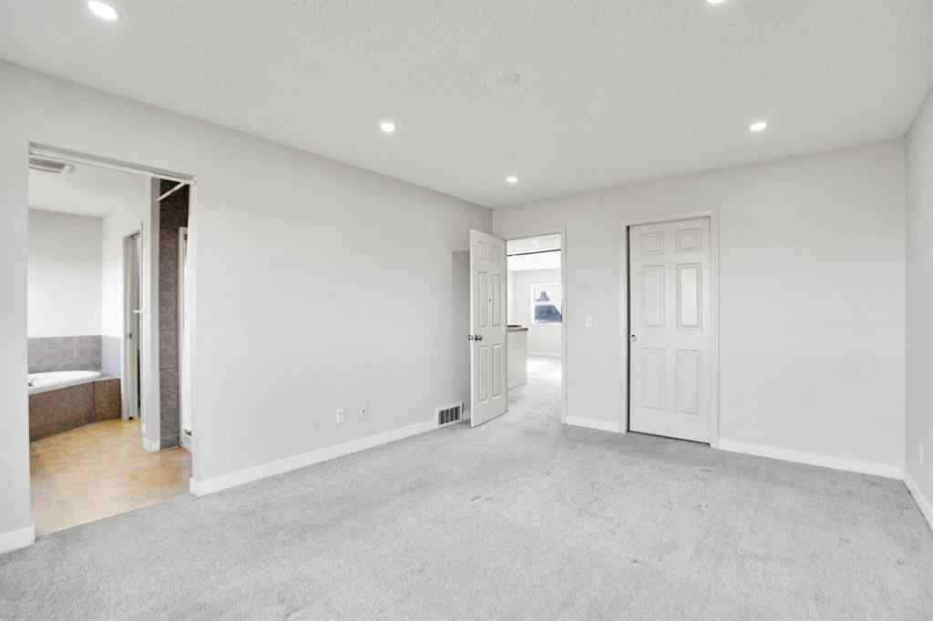 MLS® A2266885 - 85 Boulder Creek Manor SE in Boulder Creek Estates Langdon, Residential