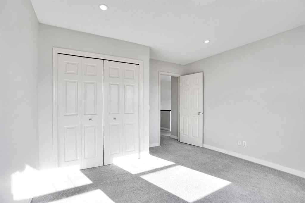 MLS® A2266885 - 85 Boulder Creek Manor SE in Boulder Creek Estates Langdon, Residential