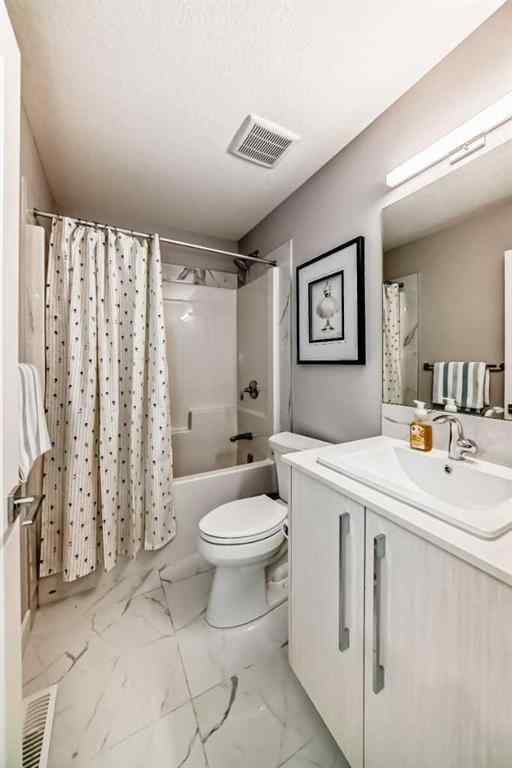 MLS® A2266886 - 125 CHELSEA Drive  in Chelsea_CH Chestermere, Residential