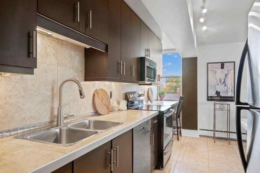 MLS® A2266888 - Unit #302 2602 14A Street SW in Bankview Calgary, Residential