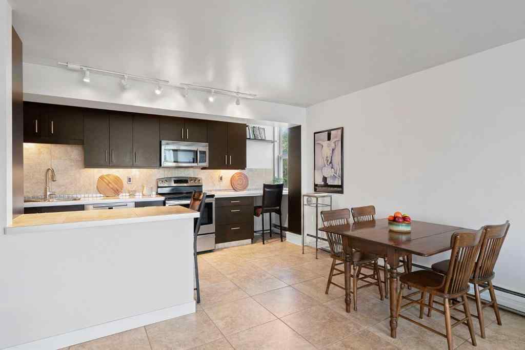 MLS® A2266888 - Unit #302 2602 14A Street SW in Bankview Calgary, Residential