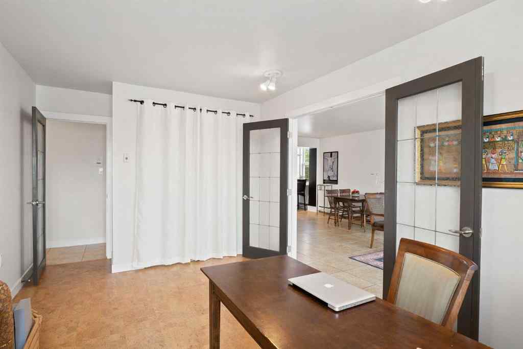 MLS® A2266888 - Unit #302 2602 14A Street SW in Bankview Calgary, Residential