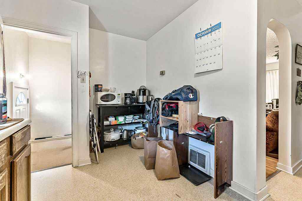 MLS® A2266891 - 2731 Morley Trail NW in Banff Trail Calgary, Residential