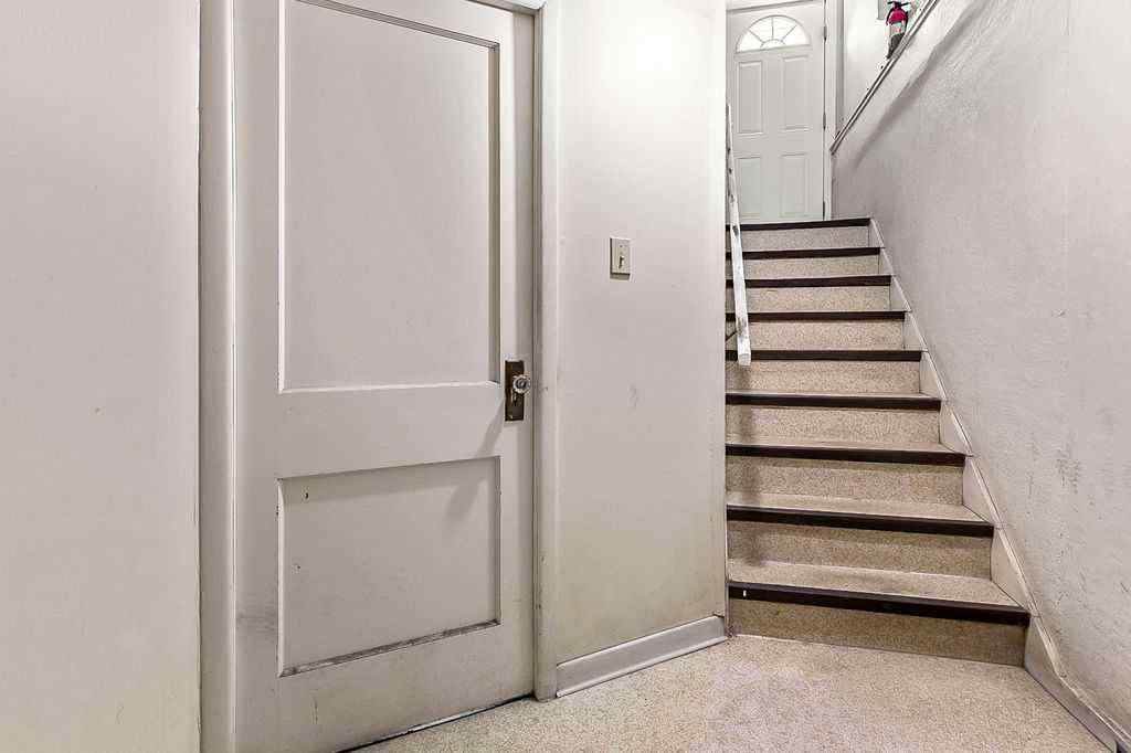 MLS® A2266891 - 2731 Morley Trail NW in Banff Trail Calgary, Residential