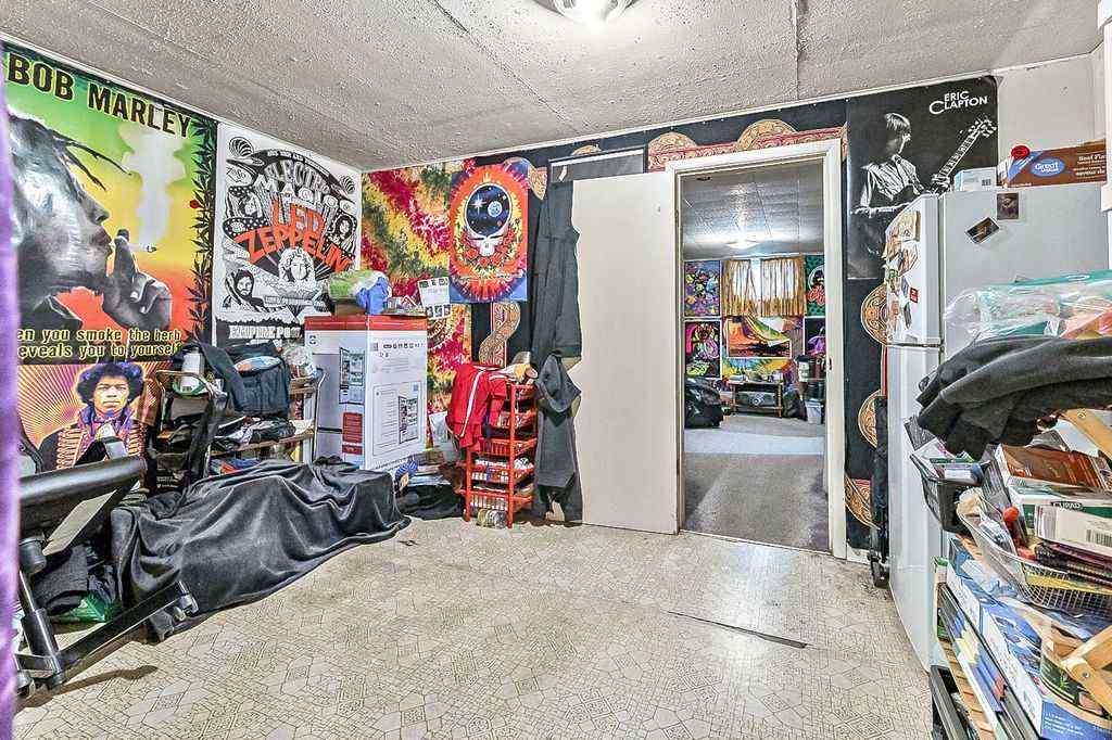 MLS® A2266891 - 2731 Morley Trail NW in Banff Trail Calgary, Residential