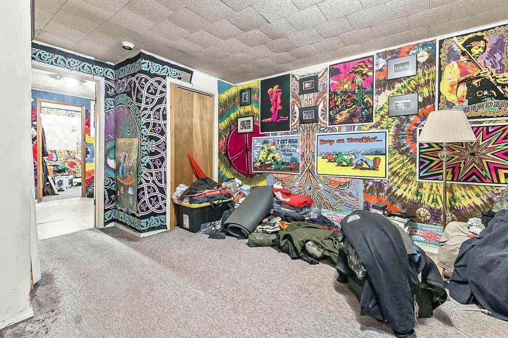 MLS® A2266891 - 2731 Morley Trail NW in Banff Trail Calgary, Residential