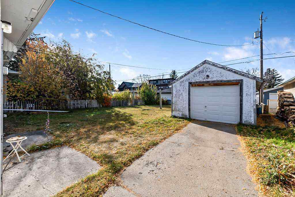 MLS® A2266891 - 2731 Morley Trail NW in Banff Trail Calgary, Residential